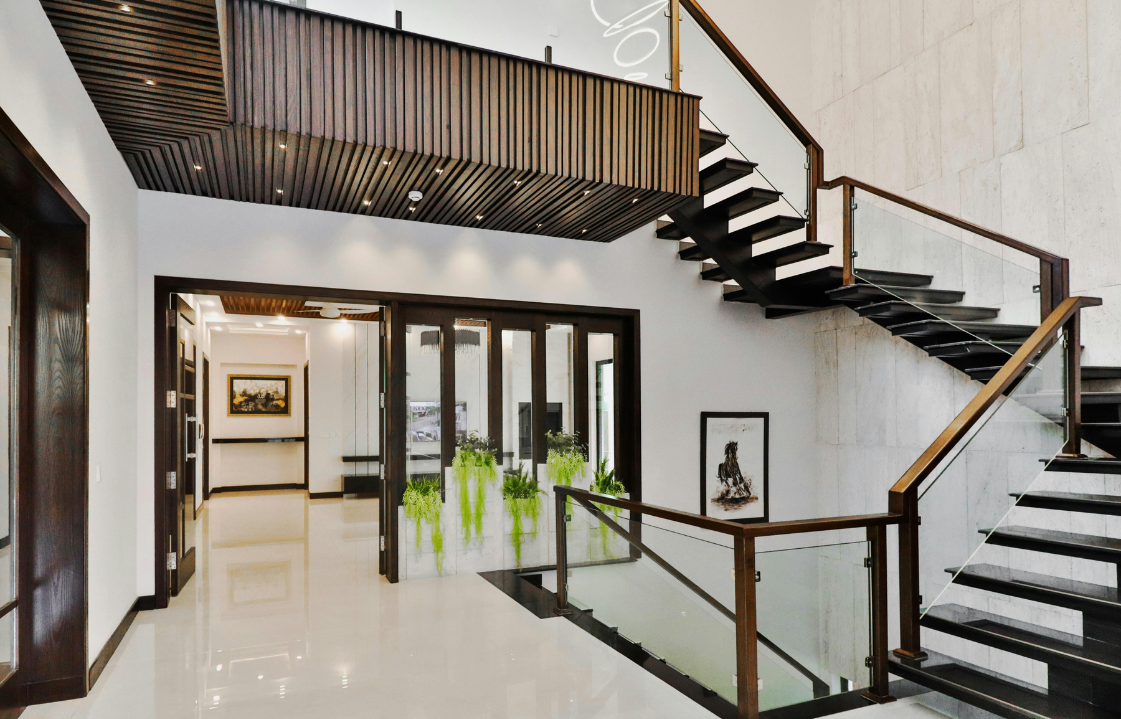 Fine Dining Restaurant